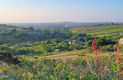 Goonearl Cottage - Photo 2