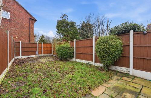 Modern Refurbished 2 Bed House Ideal for Business & Families - Foto 24