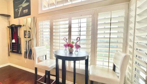 Stunning Panoramic Waterfront Pool Home Escape - Foto 4