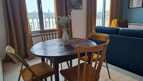 Chez Line, Face à la gare - Foto 3