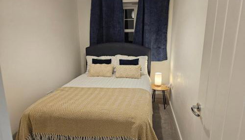 Churchill House 3 Bedroom Sleeps 6 Free Parking - Foto 5