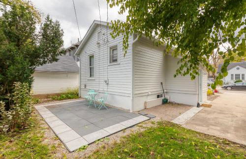 3 Bedroom Greek Revival Cottage Walk to Big House - Foto 20