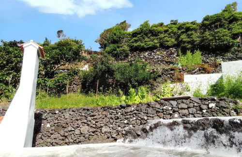 House with sea view in Santo Amaro, 212 sq m, terrace - Photo 32