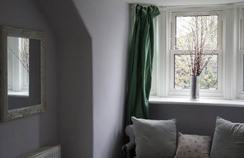 3-bed Cottage - Fast Wifi-big Garden - Town Centre - Foto 87