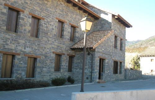 Apartamentos Portal de Ordesa - Photo 1