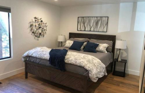 Fun & Air Conditioned Lake Tahoe 3 BR/2.5 BA Home - Foto 22