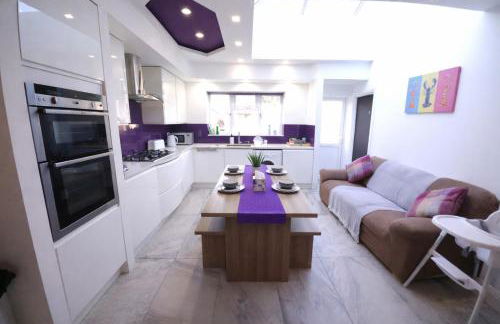 Spacious Modern 5 bedroom home near Heathrow Windsor - Foto 10