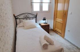 Apartamentos Maria Cristina con parking privado gratis - Foto 12