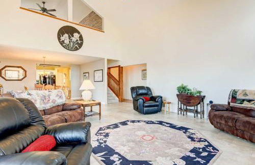 Stunning Maggie Valley Getaway with Decks, Fire Pit! - Foto 5