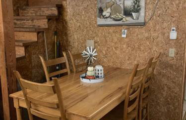 Woodhaven, darling romantic cabin, ATV trails, Mena, AR - Foto 4