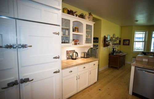 Yosemite Firehouse Inn - Foto 42