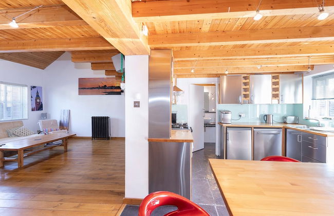 Stylist Split Level 2 Bed With Parking - Foto 7