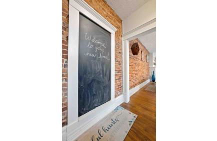 The Village Townhouse - 5 BR - Photo 13