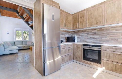 Lefkathia Beach Villa - Gated Beach-Front Private Villa at Lefkathia Beach, Chios! - Foto 16