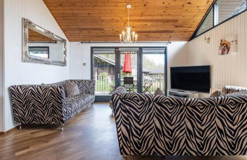 Cabin W Hot Tub, Sauna, King Beds, National Park - Foto 54