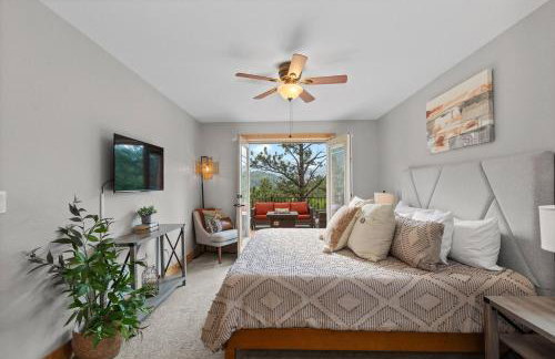 Mountain View Retreat- Private Hot Tub & Views - Foto 9