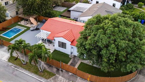 Luxury Retreat 3B ,2Ba POOL , Coral Gables Center - Foto 4, Garden