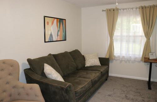 Hidden Emerald-Apartment with Kitchen and Laundry - Foto 25