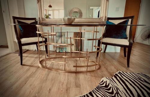 Luxury Nest in the City Glow - Foto 29