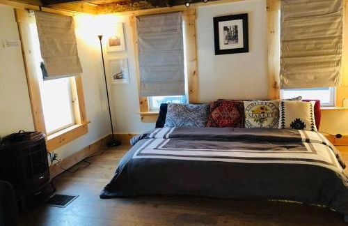 Charming 120-year-old farmhouse by the creek. - Foto 26