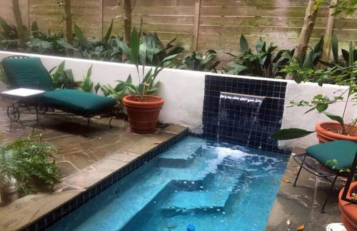 Artist's Library with a Private Swimming Pool - Foto 11