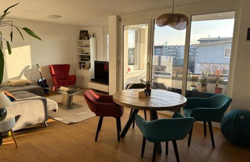 Premium Penthousewohnung zentral im Dreiländereck! - Perfekt angebunden - Tiefgarage, Lift - hochwertige Vollaustattung - Foto 1