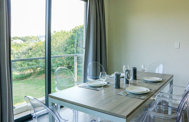 Apartments on The Eighteenth - Photo 21