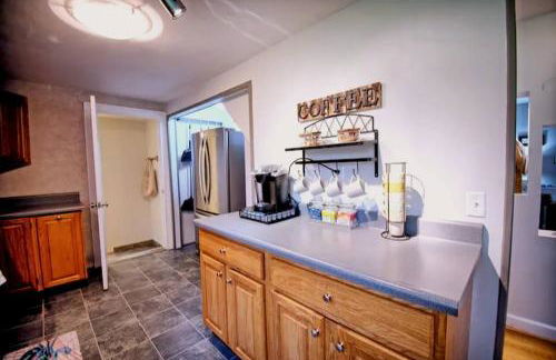 ❤️Charming Coastal/Country Home w/3 Acres & Sauna!❤️ - Foto 15