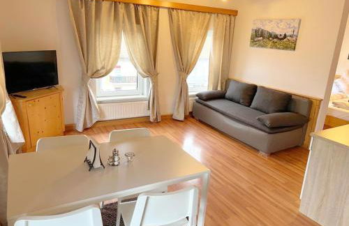 Restaurant Athen & Appartements Bergen - Photo 13