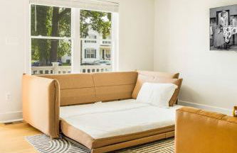 Walk to the Beach & Town | Stylish Beach Home - Foto 29