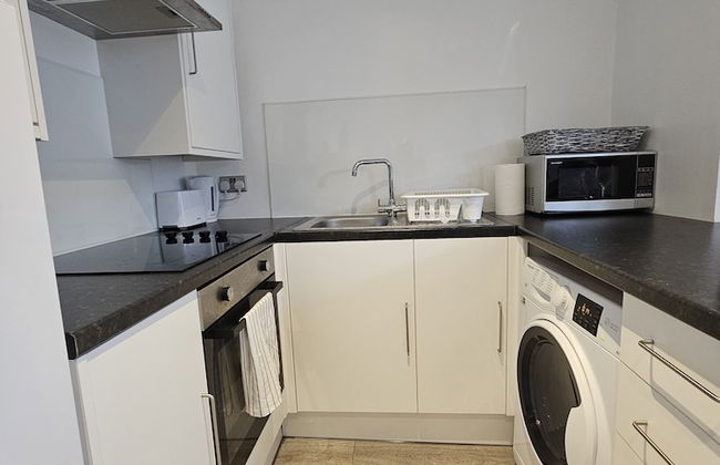 Charming 1-bed Apartment in Huddersfield - Foto 14