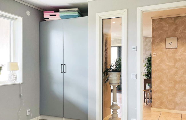 4 Person Holiday Home in Hoviksnas - Photo 4