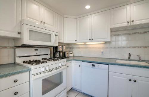 Scituate Vacation Rental - Walk to the Beach! - Foto 8