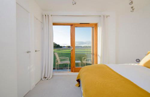 3 Bedroom Eco house in Chichester near Goodwood - Photo 16