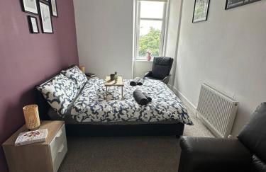 Clydebank Cozy 3bdr flat near Glasgow - Foto 13