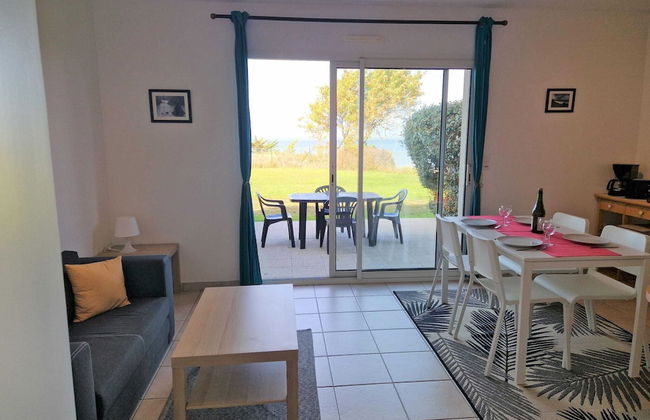 Flat With Direct Beach Access - Photo 8