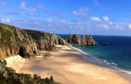 Luxe Detached 3 Bed Luxe House on Exclusive Private Estate Close to Coast Free Hot Tub Sleeps 6 Private Parking for 2 Cars - Photo 36