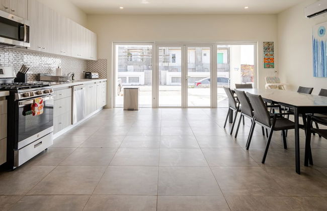 Modern Trestrapi Beach Villa 8 bed 8 Bath 2 Pools - Foto 51