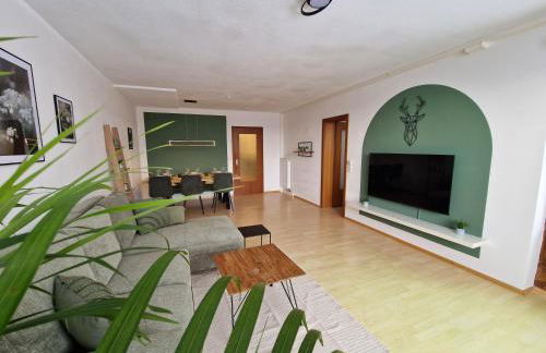 Große Terrasse, Netflix, 5min zum Skilift, 6 Personen, Waldnah, - Foto 1