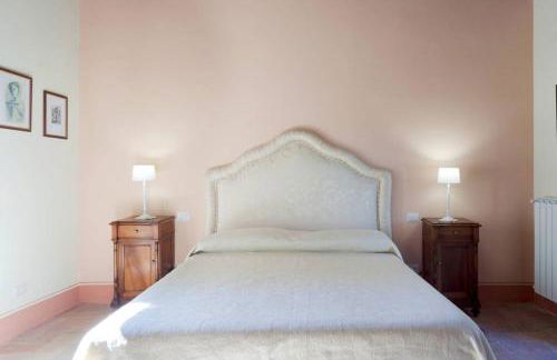 Authentic Villa Surrounded by Nature - Foto 15