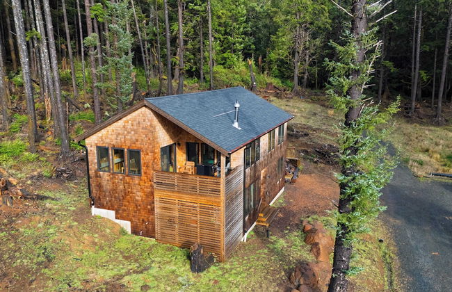 Rustic Arch Cape Getaway w/ Vibrant Interior Walk to the Beach Cape Wonder - Foto 36