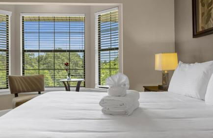 Florida Getaway - Renovated TownHome by Disney! - Photo 27