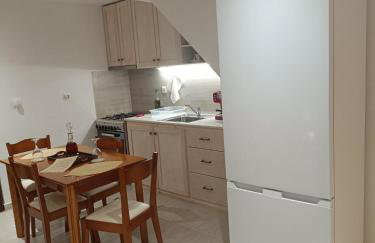 Ξενώνας "Alexandra's Coffee House" - Foto 15