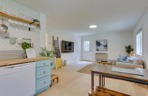 Cozy Swan Lake Apt with Grill and Private Yard - Foto 10