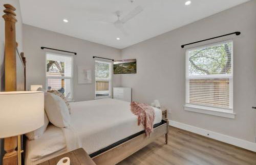 The Grove D With Hot Tub & King Beds - Walk to Main - Foto 20