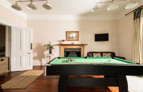 Downwood Vineyard Manor House in Idyllic Countryside - Photo 27