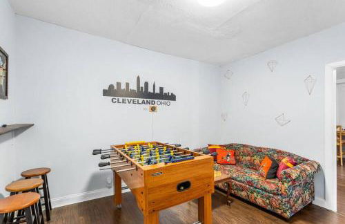 Stylish King Bed, 2BDRM, 1 Mile to DTWN, Game Room - Foto 2