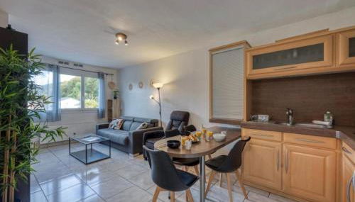 Le Giérois - Gare - Parking - Photo 3