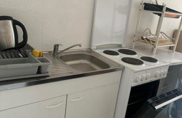 Ferien & Monteur Wohnung 1 - Little Afrika Extensive 5 Zimmer Wohnung - Foto 14