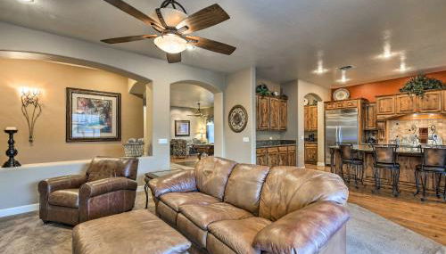 Heated Pool and Putting Green Luxe Gilbert Home - Foto 5